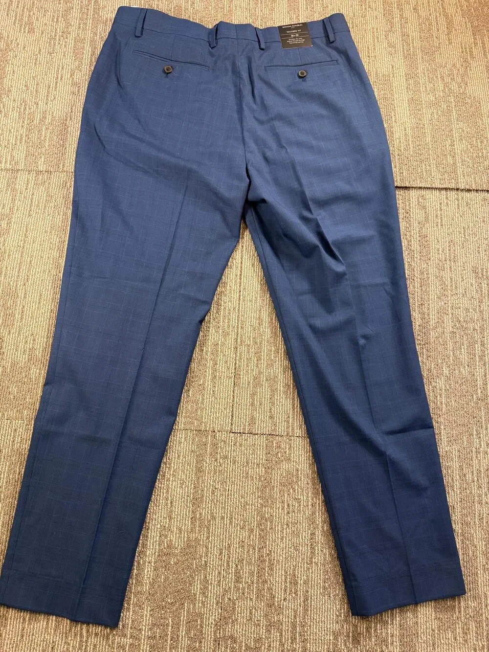 Banana Republic brand banana